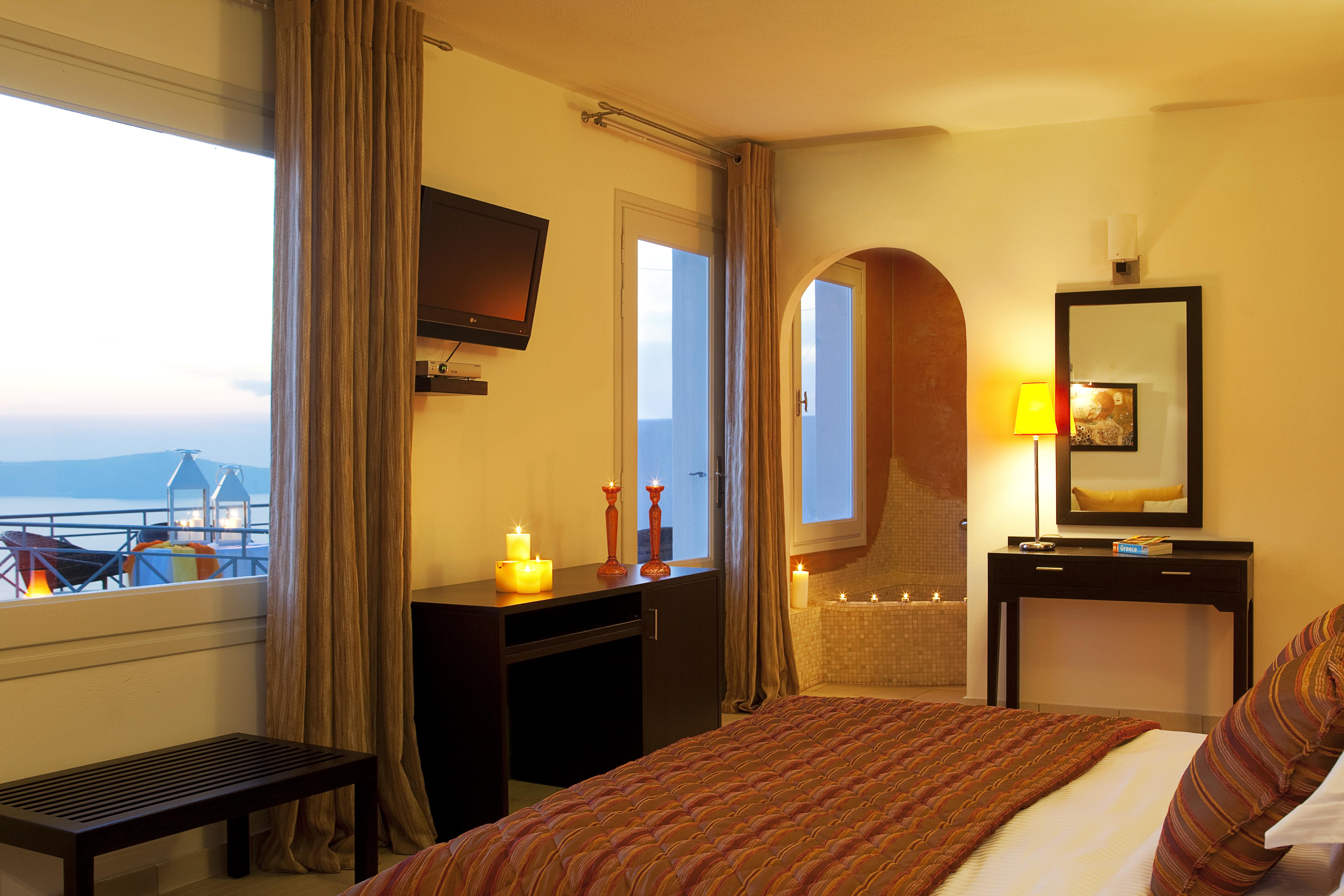 Adamant Suites (Adults Only) Тира Экстерьер фото