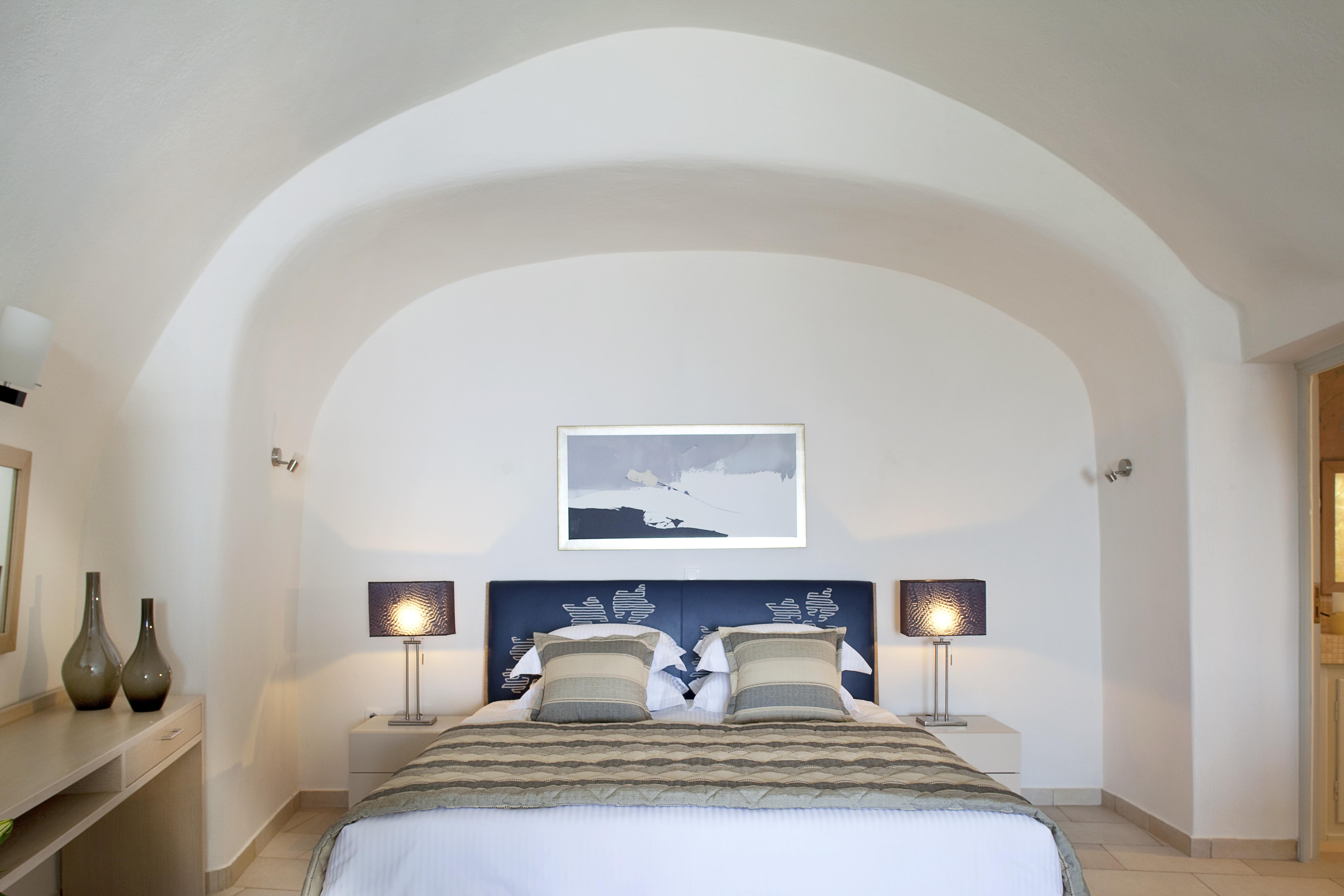 Adamant Suites (Adults Only) Тира Экстерьер фото